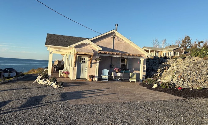 Antigonish County Cottage | Xanadu By The Sea Premium Cottage Rentals(The Hydrangeas)