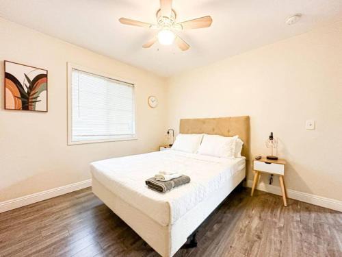 Universal City House | Modern 4BR Home Close to Dodger Stadium-ROGUC