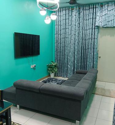 Lunas House | AISY HOMESTAY KULIM/LUNAS