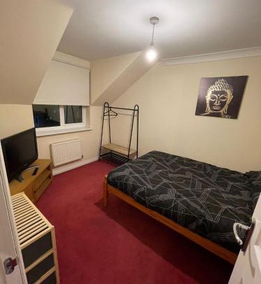 Crewe House | Room 4 - Chassagne Guest House